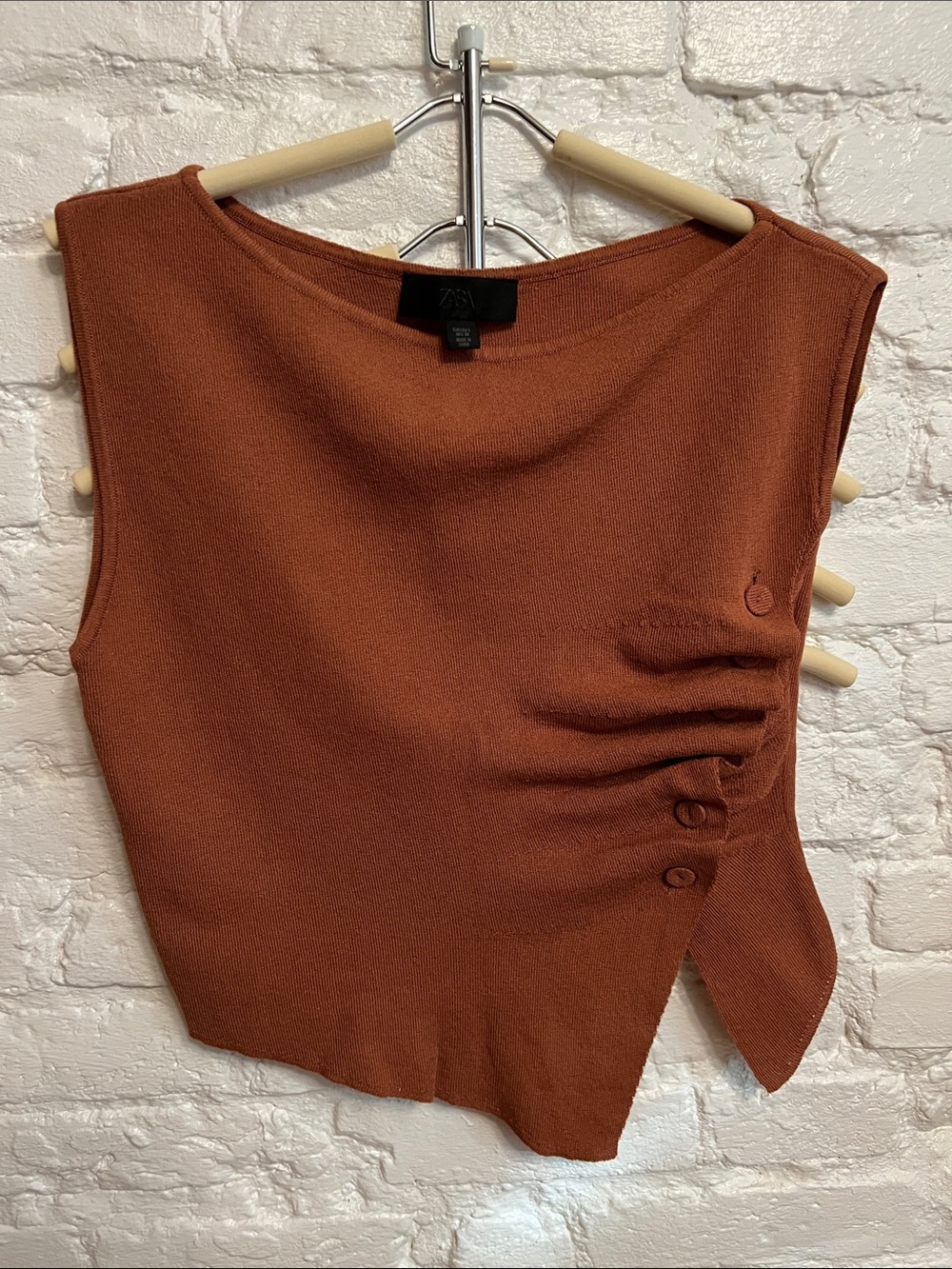 Women’s Sleeveless Rust Button Side Ruched Top